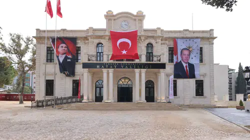 Hatay'ın hafızası yeniden ayağa kalktı: Tarihi valilik binası kapılarını açtı