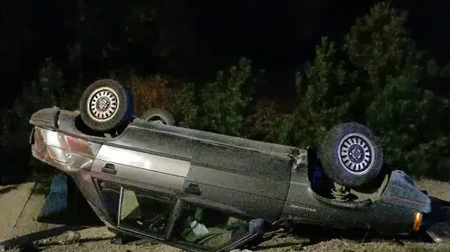 Çorum'da feci kaza: Otomobil devrildi, genç sürücü hayatını kaybetti