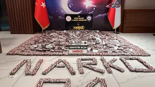 Düzce'de otobüs operasyonu: Milyonluk uyuşturucu sevkiyatına geçit yok