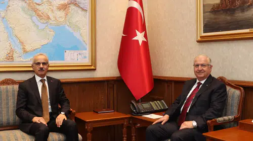 Bakanlıklardan stratejik iş birliği hamlesi: Uraloğlu ve Güler bir araya geldi