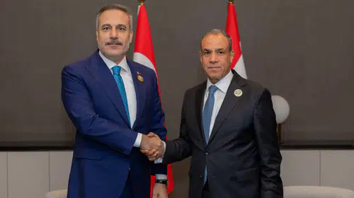 Bağdat'ta kritik diplomasi: Hakan Fidan ve Mısırlı mevkidaşı bir araya geldi