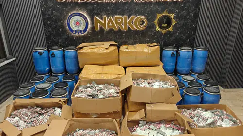 İstanbul'da narkotik darbesi: Tonlarca madde ele geçirildi