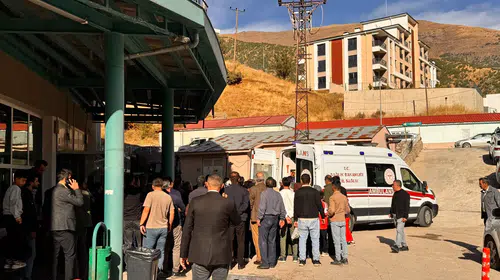 Şemdinli'de lastik faciası: 2 yaşındaki Hafsa Nur hayatını kaybetti