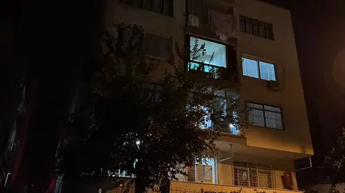 Mersin'de korkutan gece: 3 katlı apartman çökme riskiyle boşaltıldı