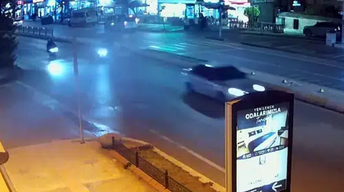 Edirne'de motosikletlerin çarpışma anı saniye saniye kaydedildi