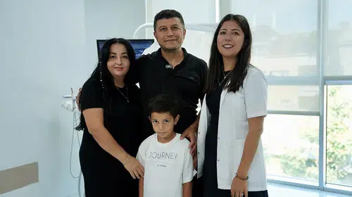 Bisiklet kazasında dişlerini kaybediyordu: 7 yaşındaki Emir'e mucize müdahale