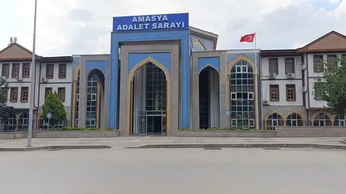Amasya'da korkutan görüntüler: Akranlarını silahla tehdit edip sosyal medyada paylaştı