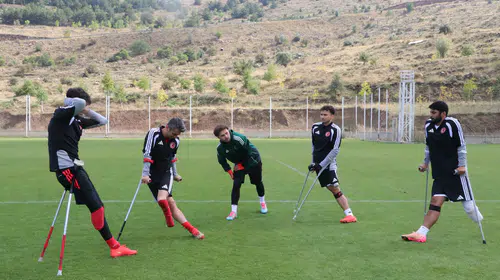Milli formayla gelen zafer: Ampute futbolcuların ilham veren hikayesi