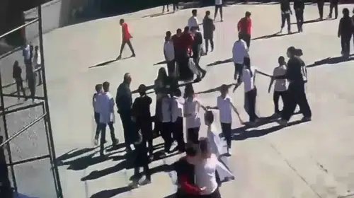 Okul bahçesinde korku dolu anlar: Öğretmenin soğukkanlı müdahalesi hayat kurtardı