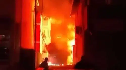 Beykoz'da korku dolu anlar: Kulübeden yükselen alevler binalara sıçradı