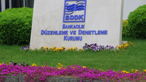 BDDK'dan cep telefonu ve kredi kartlarına yeni düzenleme