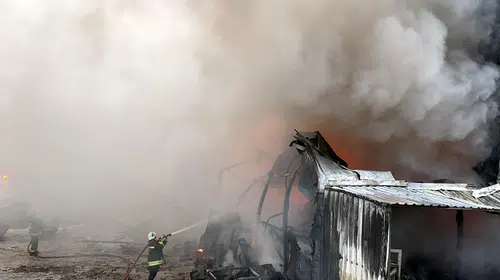 Vize'deki ilaç tesisinde korkutan yangın: Ekipler seferber oldu