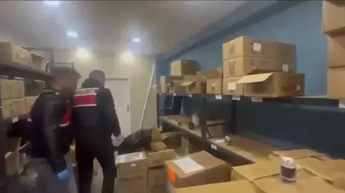 Kağıthane'de zehir tacirlerine büyük darbe: Tonlarca uyuşturucu madde ele geçirildi