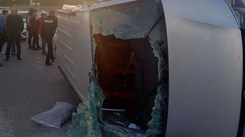Malatya'da trafik dehşeti: Kavşakta meydana gelen kazada 3 kişi yaralandı