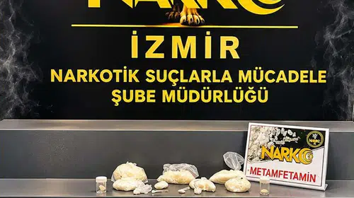 İzmir merkezli narkotik baskınında zehir tacirlerine geçit yok