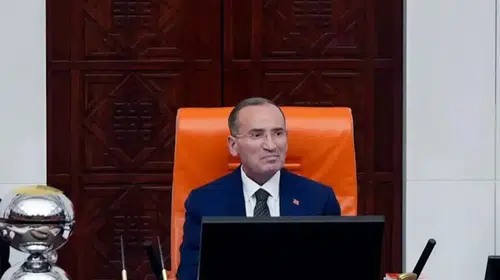 Bekir Bozdağ TBMM Başkanvekilliği görevinden istifa etti