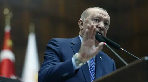 Cumhurbaşkanı Erdoğan’dan Özgür Özel’in “savaştayız” sözlerine tepki: “Hayırdır beyler, kiminle savaştasınız?”