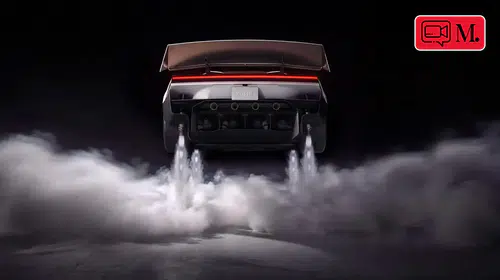Tesla yeni uçabilen Roadster'ı tanıttı