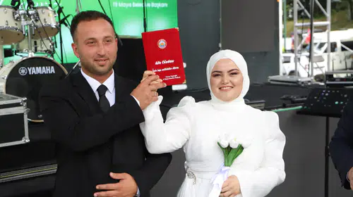 Nebiyan Yaylası'ndaki festivalde nikah heyecanı yaşandı