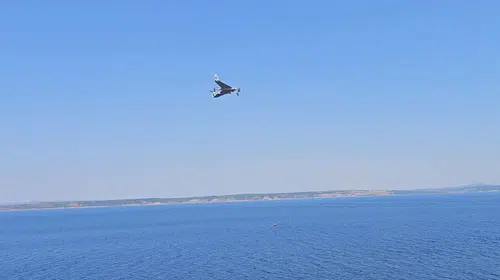 TCG Anadolu ve TCG Burgazada'da KALKAN DİHA test uçuşları başarıyla tamamlandı