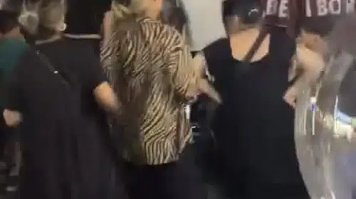 Rapçi Poizi'nin konserinde ortalık karıştı: Tekme ve yumruklar havada uçuştu
