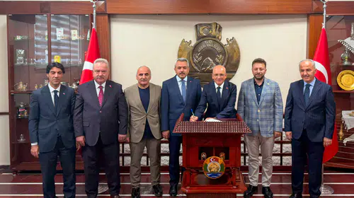 Mehmet Şimşek Rize iş dünyasıyla bir araya geldi