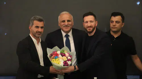 Süper Lig’in yeni ekipleri Diyarbakır’daki karşılaşma öncesi aynı sofrada buluştu