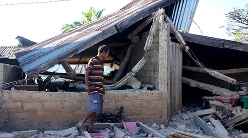 Flores açıklarında 7,7'lik deprem: 51 kişi hayatını kaybetti