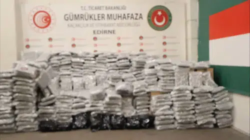 Kapıkule’de bir TIR’da 810 kilo esrar bulundu