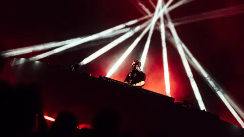 İstanbul Festivali yerli ve yabancı yıldızlarla final rotasına girdi