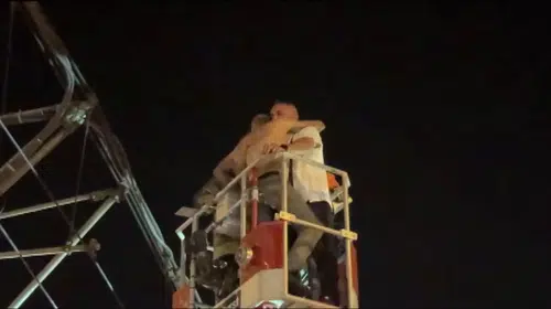 Bursa'da metro hattında tehlikeli tırmanış: Seferler durduruldu