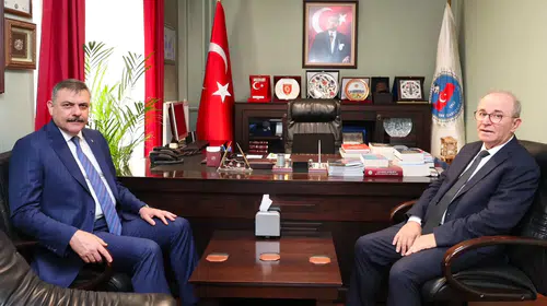 Bakan Çiftçi, Türk İdareciler Derneği’ni ziyaret etti