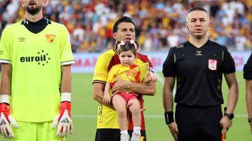 Göztepe ile Trabzonspor karşılaşmasından kareler