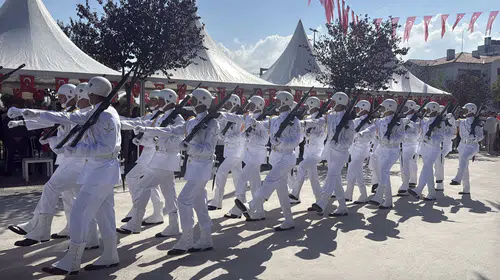 Yalova'da 30 Ağustos coşkusu: Meydanlarda birlik ve beraberlik vurgusu