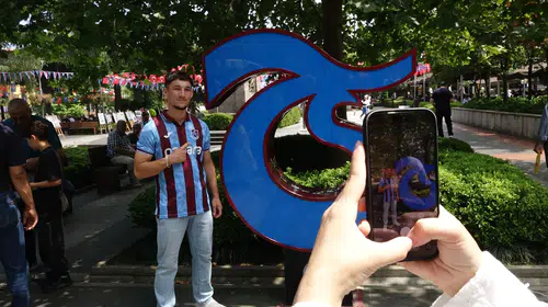 Trabzonspor’da Salah heyecanı resmi imza töreniyle zirveye taşınıyor