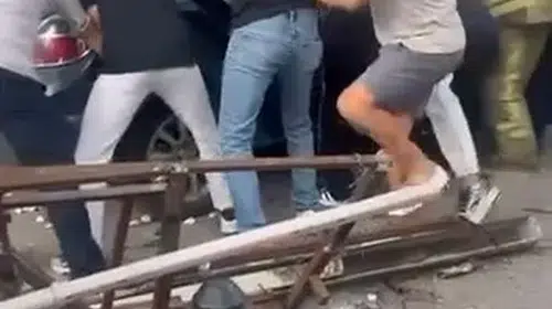 Beykoz'da kaldırıma çıkan otomobil yayaları biçti: Çok sayıda yaralı var