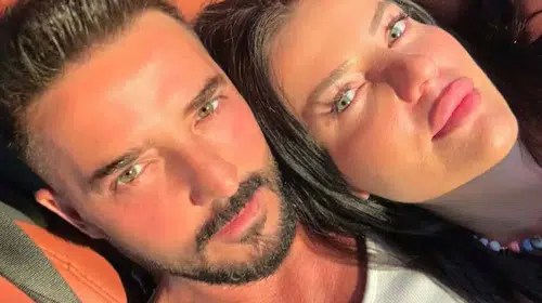 Gökhan Özen, Naz Canbaz'la sade törende hayatını birleştirdi
