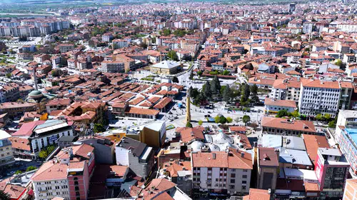 Çorum'un kalbinde tarihi doku yeniden hayat buldu: Meydan esnafı memnun