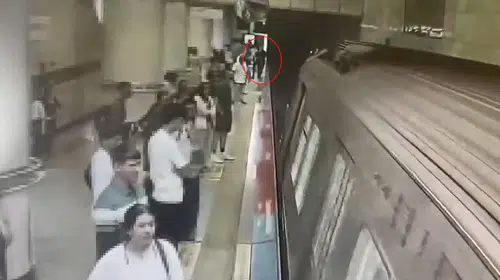 Metro istasyonlarında güvenlik açığı görme engelli yolcuyu yaraladı