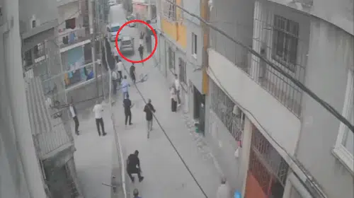 Adana'da kavga sonrası otomobil kalabalığa sürüldü: 4 yaralı