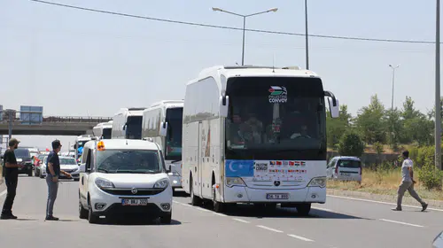 Diyarbakır Filistin Konvoyunu Karşılayarak Dayanışma Mesajı Verdi
