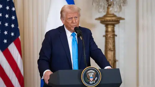 Trump, CIA Direktörü Ratcliffe'in Moskova ziyaretini 'yarı rutin' diye nitelendirdi