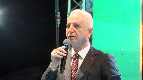 Topkapı'da zafer coşkusu: Vali Gül'den aile vurgusu