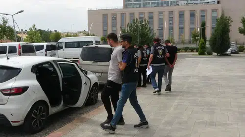 Uşak'taki kuyumcu soygununda 3 şüpheli tutuklandı