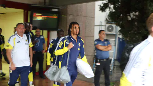 Fenerbahçe Samsun'a İndi: Başkan Yıldırım da Kafilede
