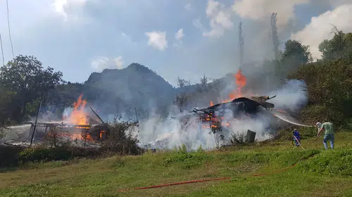 Artvin'in Şavşat ilçesinde yangın: Erikli köyünde iki ev kül oldu