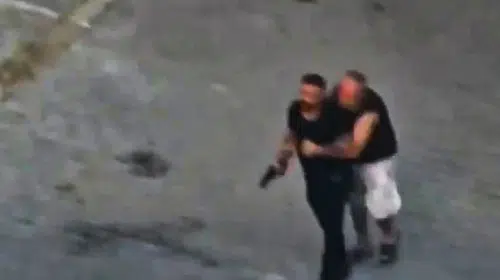 Taziye evinde silahlı kavga paniği yaşandı