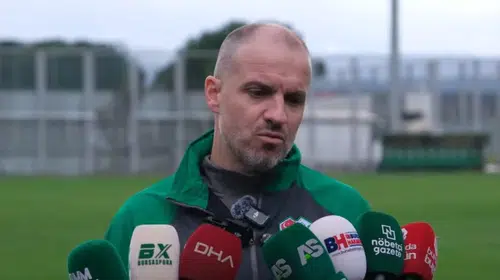 Bursaspor'da Mustafa Er: Ligin en iyi futbolunu oynuyoruz, Kayseri'de sert reaksiyon vereceğiz