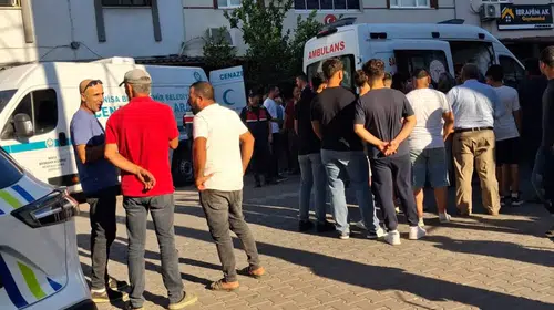Gölmarmara'da berber dükkanına silahlı baskın: İki kişi hayatını kaybetti