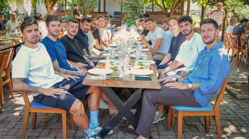 Trabzonspor'da Stefan Savic'in organize ettiği kahvaltıda birlik mesajı